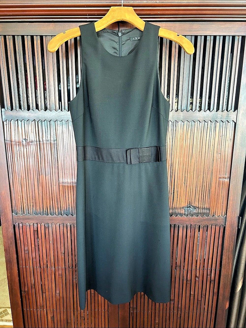 Theory Wool Sleeveless Midi Sheath Dress in Black Size 0 zip back